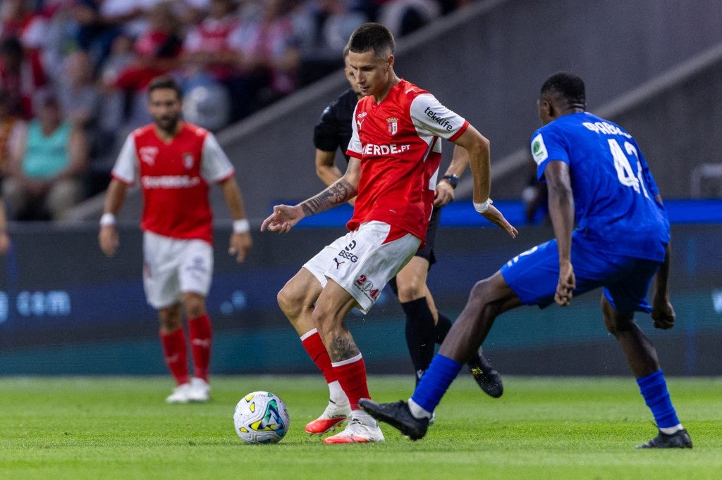 Sporting de Braga empata mas apura-se para play-off da Liga Conferência Europa