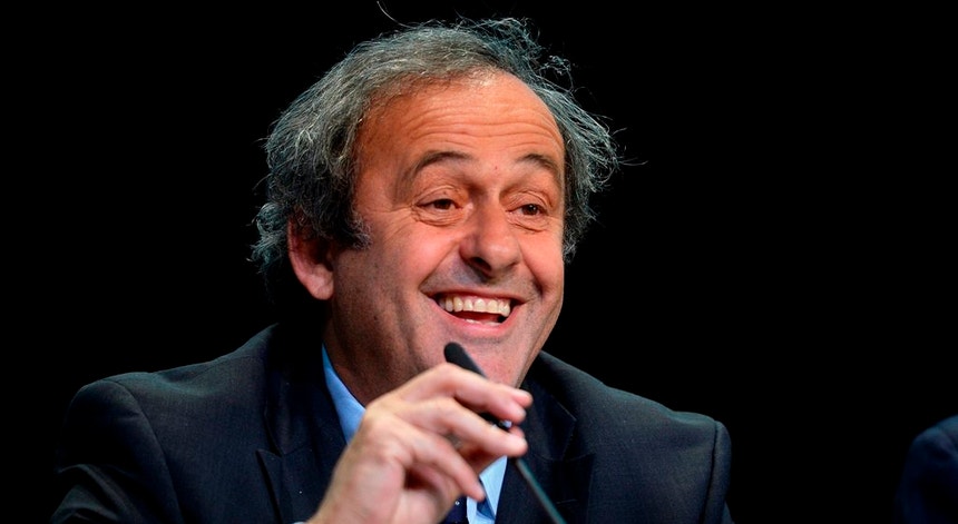 O francês assumiu oficialmente a sua candidatura à presidência da FIFA
