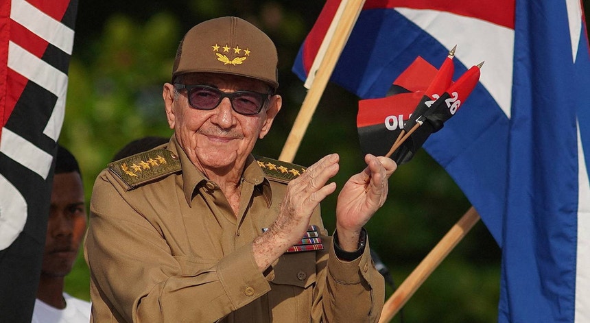 EUA acusam formalmente ex-presidente cubano Raúl Castro