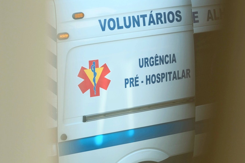 Imagem de Suspeita de violação. Bombeiros do Fundão ficam com termo de identidade e residência