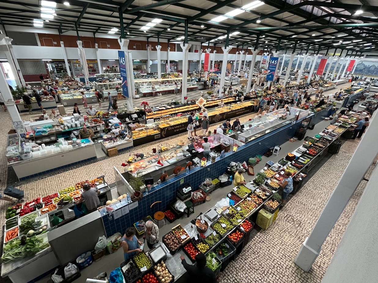 Cabaz alimentar desce 1,53 euros na última semana para 252,07