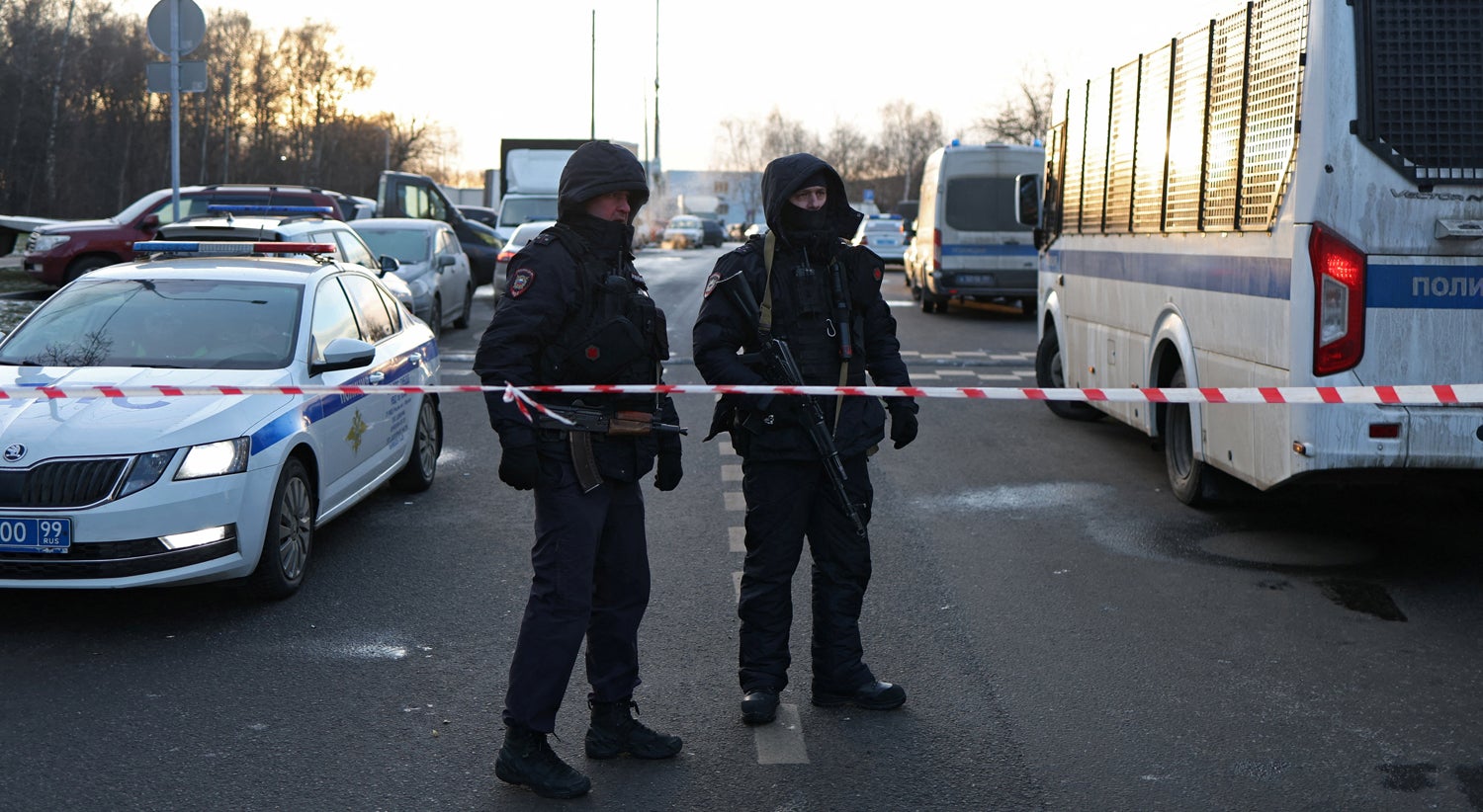 Atentado em Moscovo mata dois pol�cias de tr�nsito e um civil