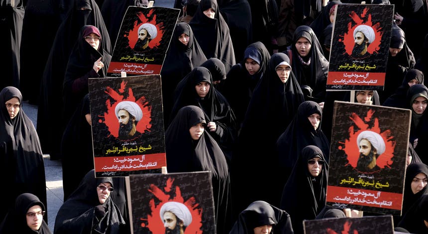 Protestos em Teerão contra a execuação do clérigo al-Nimr, na Arábia Saudita em Janeiro. Foto: Reuters