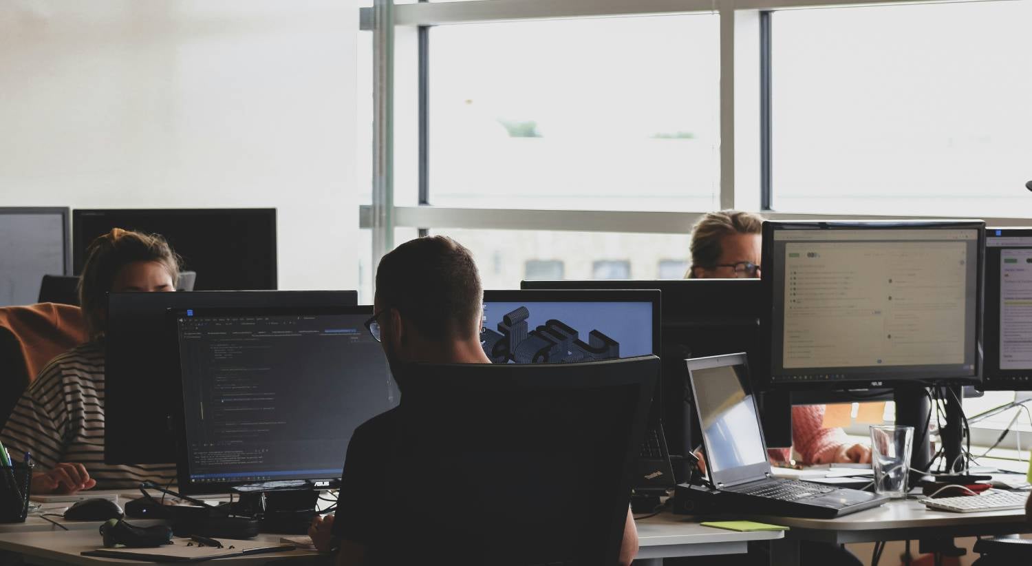 Ap�s avan�os e recuos. Quais as mudan�as que est�o em causa na lei laboral?