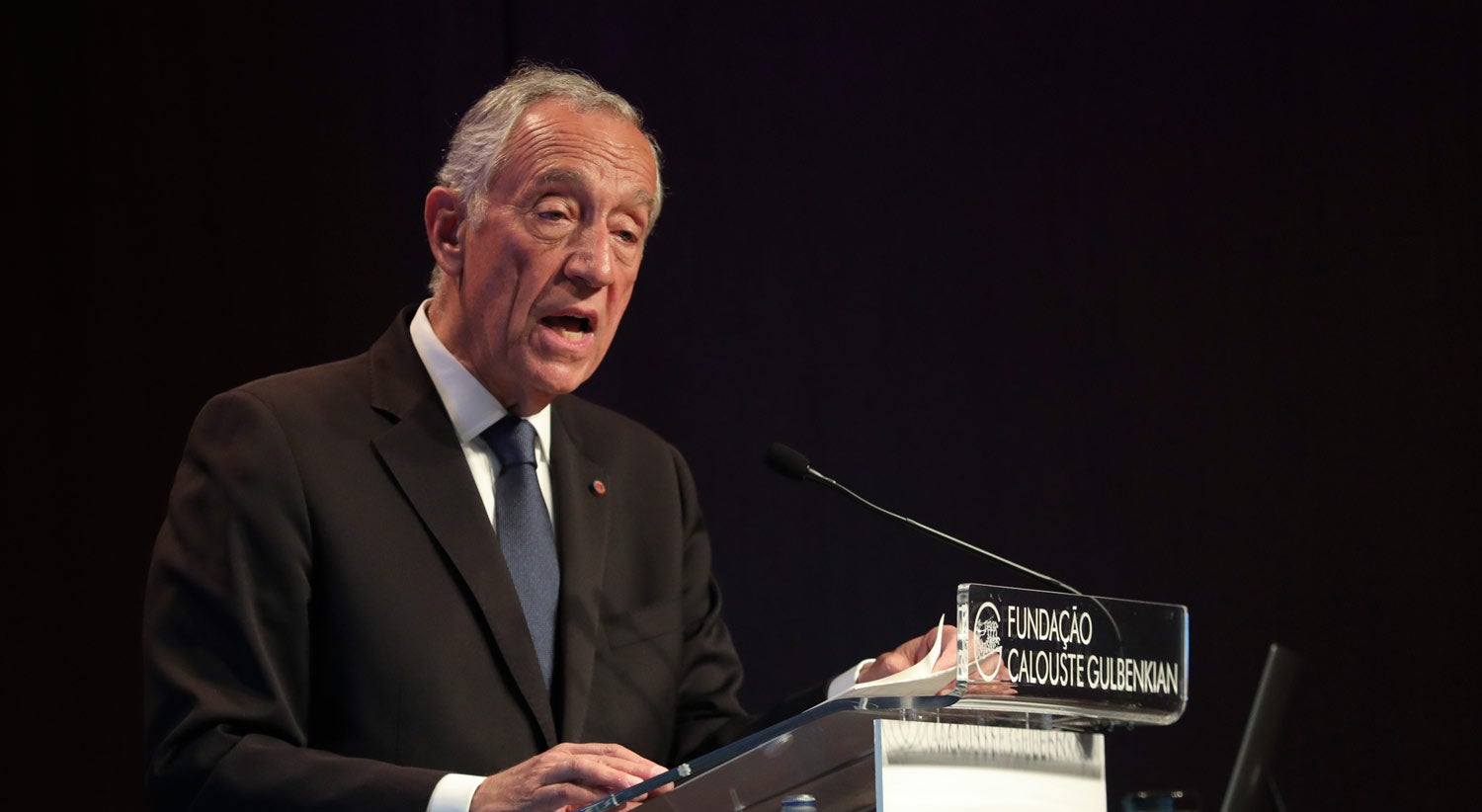 Marcelo prepara diploma que impede nomea��es familiares na Presid�ncia