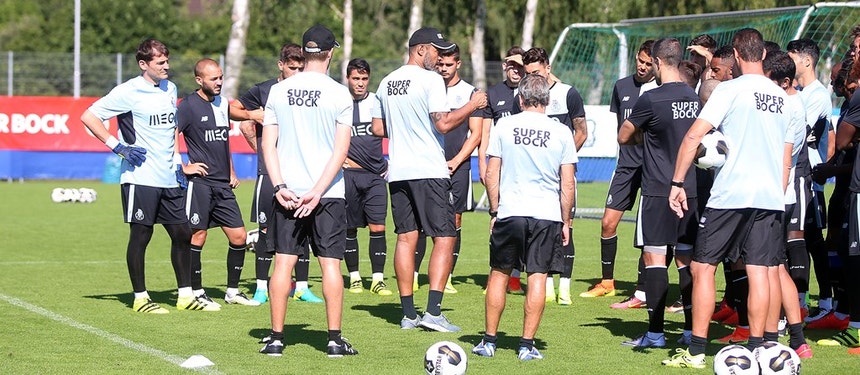 A equipa do FC Porto prepara-se para realizar o último jogo englobado no estágio da Alemanha

