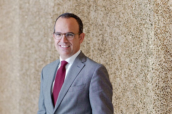 Ministro da Cultura defende maior debate sobre a realidade vivida ... - RTP