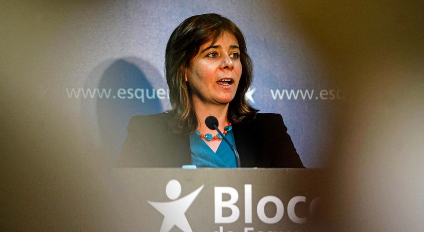 Catarina Martins, cordenadora do Bloco de Esquerda, na apresentação da candidata Joana Mortágua à Câmara Municipal de Almada
