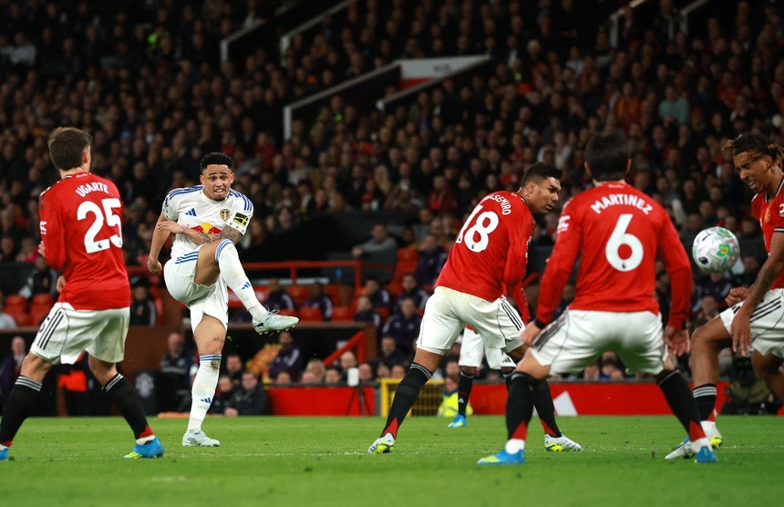 Imagem de Leeds vence em casa do Manchester United