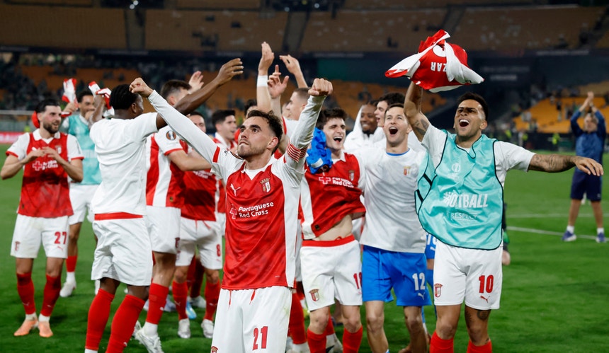 Imagem de Liga Europa. Sporting de Braga tenta ganhar `embalo` para Istambul na receção ao Friburgo