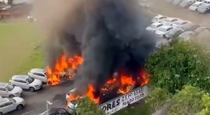 Imagem de Choque de dois helicópteros no Rio de Janeiro faz pelo menos seis mortos