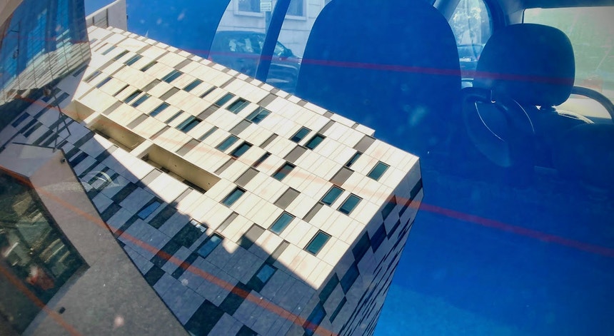 Imagem de Ligação a grupos de extrema-direita. Detidos mais de 30 suspeitos por crimes de incitamento ao ódio