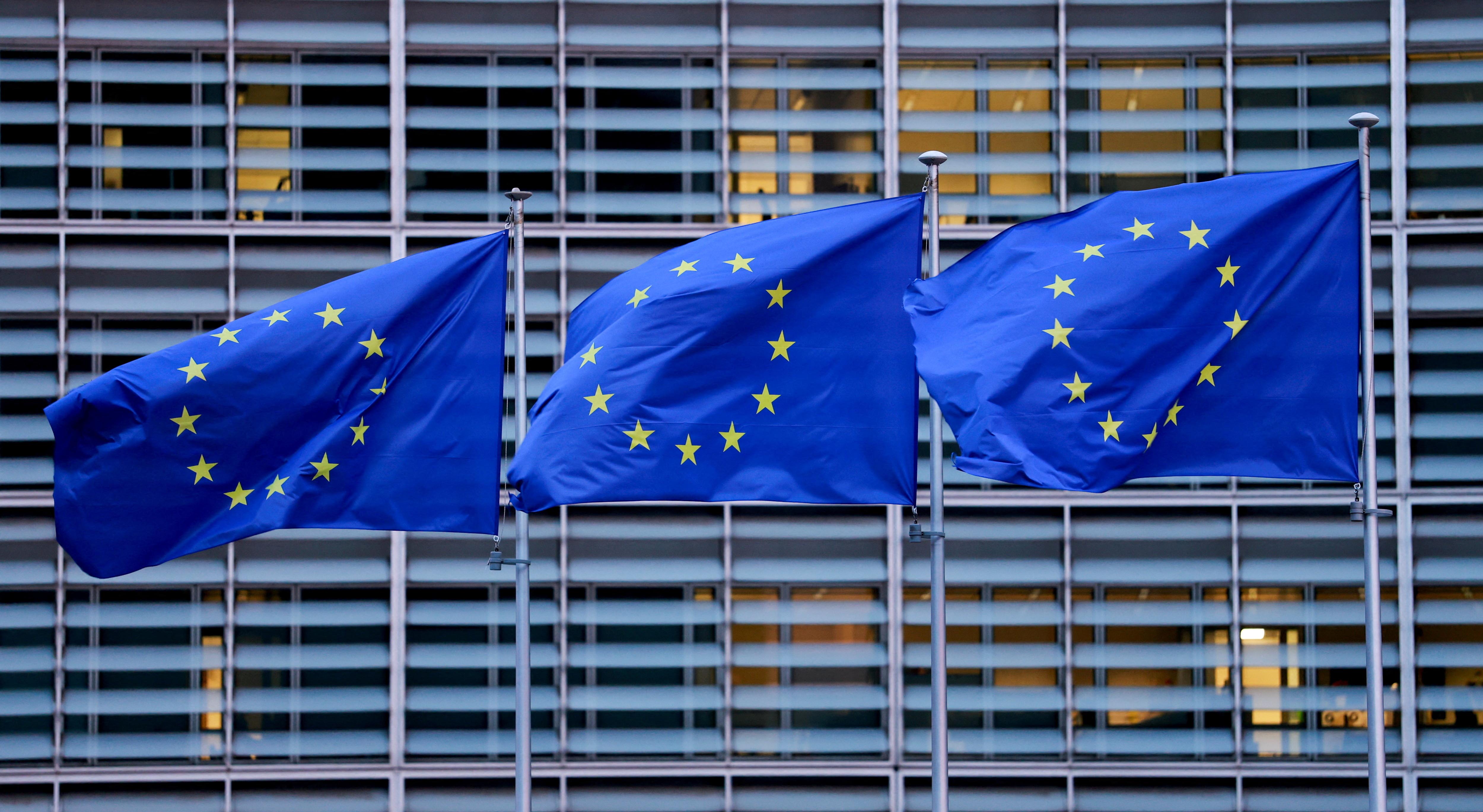 Bruxelas vai pedir "mais detalhes" a Portugal sobre suspensão do controlo de fronteiras no aeroporto de Lisboa