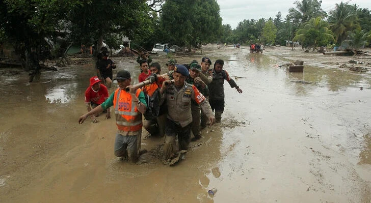 As inundações e aluimentos de terras já fizeram 26 mortos
