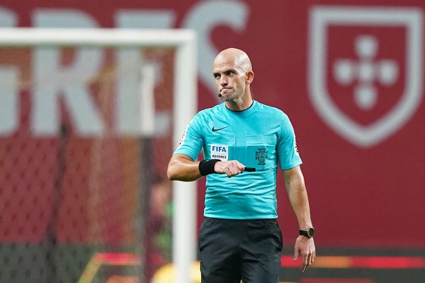 João Pinheiro vai arbitrar clássico entre Benfica e FC Porto