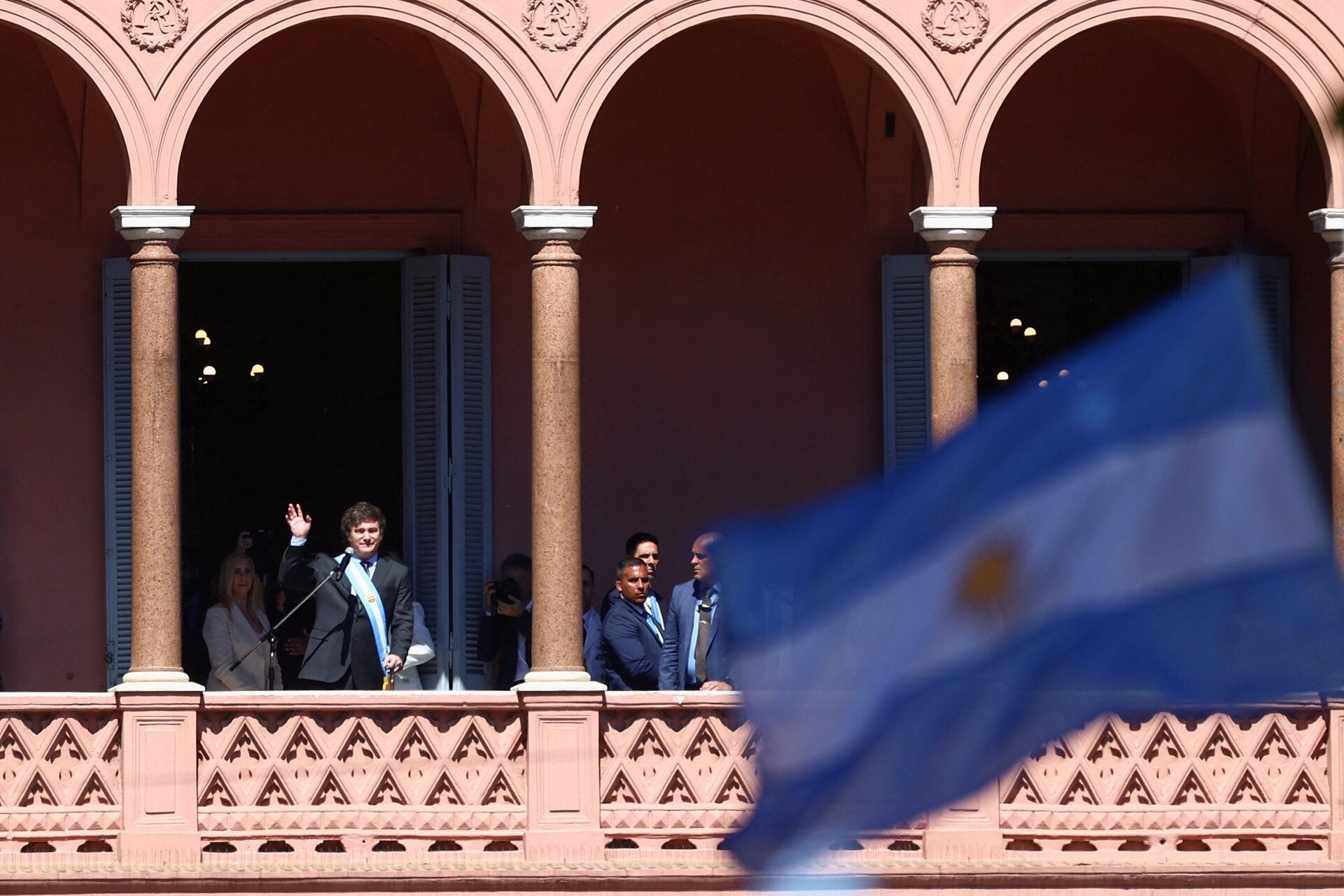 Procurador argentino abre investigação contra irmão do chefe de gabinete de Milei