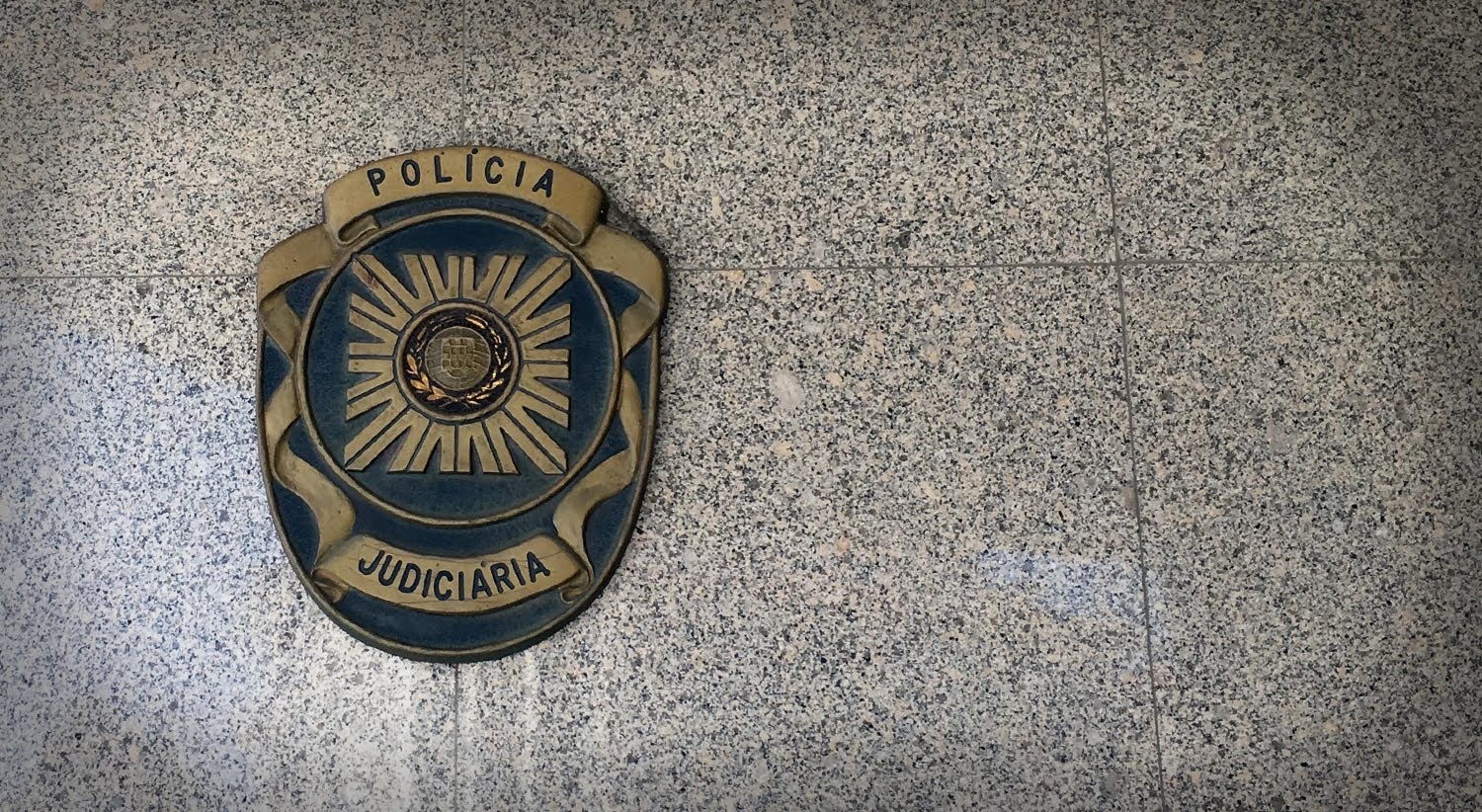 Operação "Tranca Segura". PJ deteve 20 suspeitos de tráfico de droga em prisões