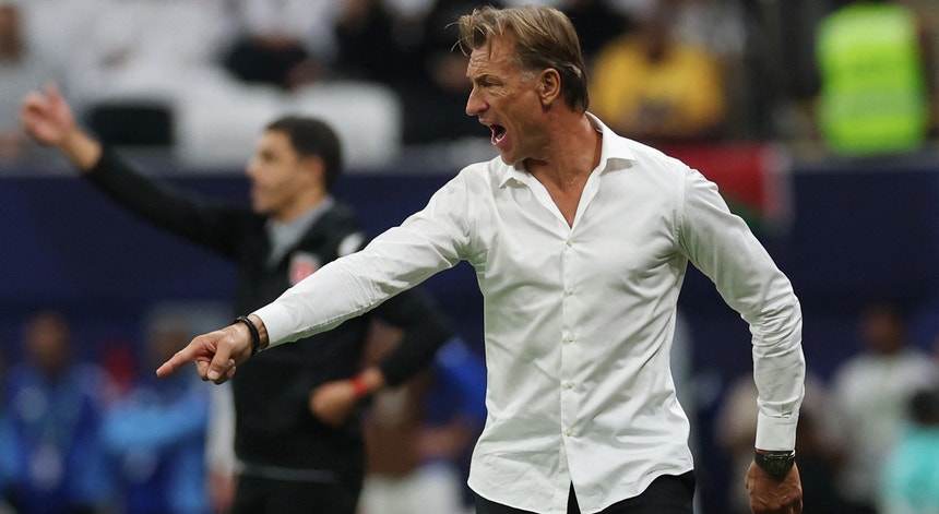 Imagem de Tunísia troca de selecionador em pleno Mundial