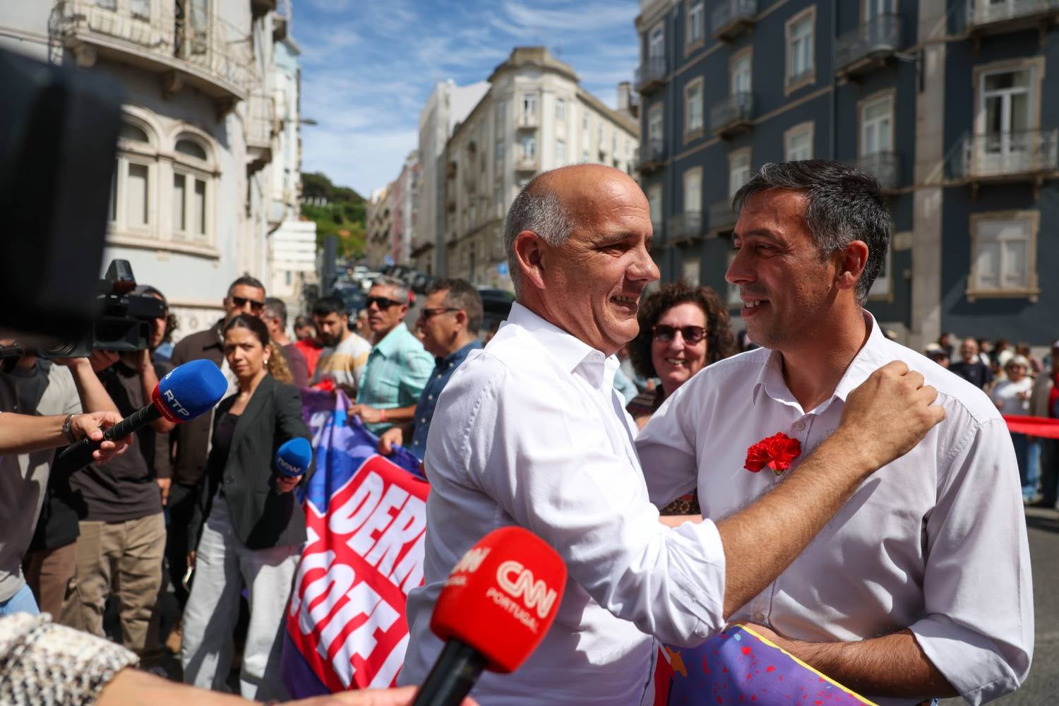 PCP quer aumento das pensões em 50 euros a partir de julho