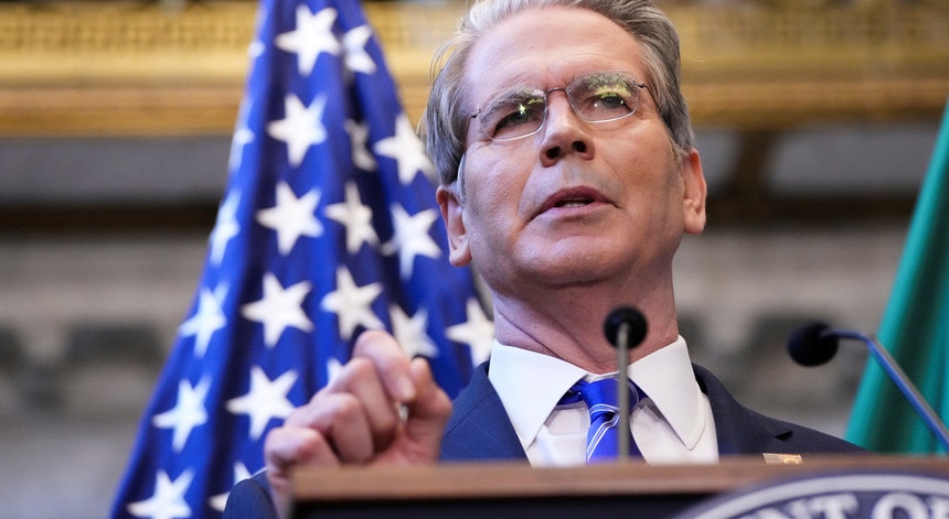 Imagem de Secretário do Tesouro dos EUA defende 