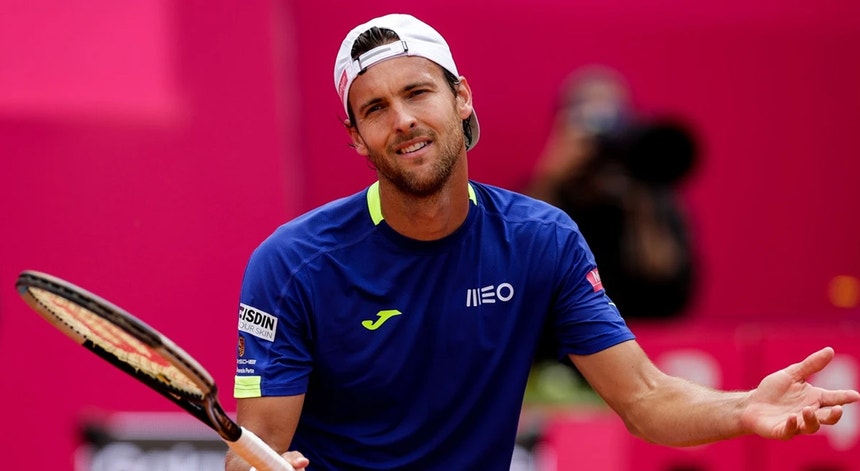 João Sousa de olho em Paris'2024: «Tenho que estar no 60.º ou 70.º lugar do  ranking, é um objetivo» - Ténis - Jornal Record