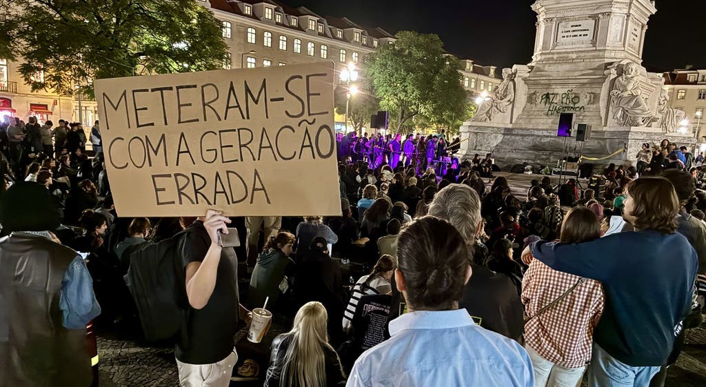 Imagem ilustrativa: "Não nos tiram das ruas"