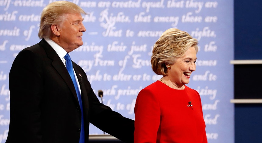 Segundo uma sondagem da CNN, o esperado embate entre os dois candidatos foi favorável à candidata democrata
