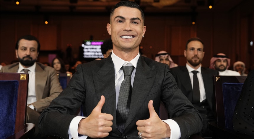 Imagem de Cristiano Ronaldo compra 25% do Almeria