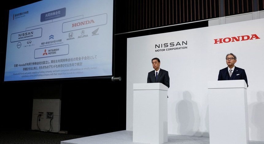 Imagem relacionada com a notícia: Honda sobe 17% em bolsa após anunciar negociações de fusão com a Nissan