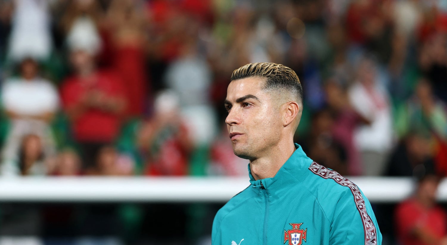 Num longo comunicado. Ronaldo pede desculpa e diz-se disponível "como sempre"