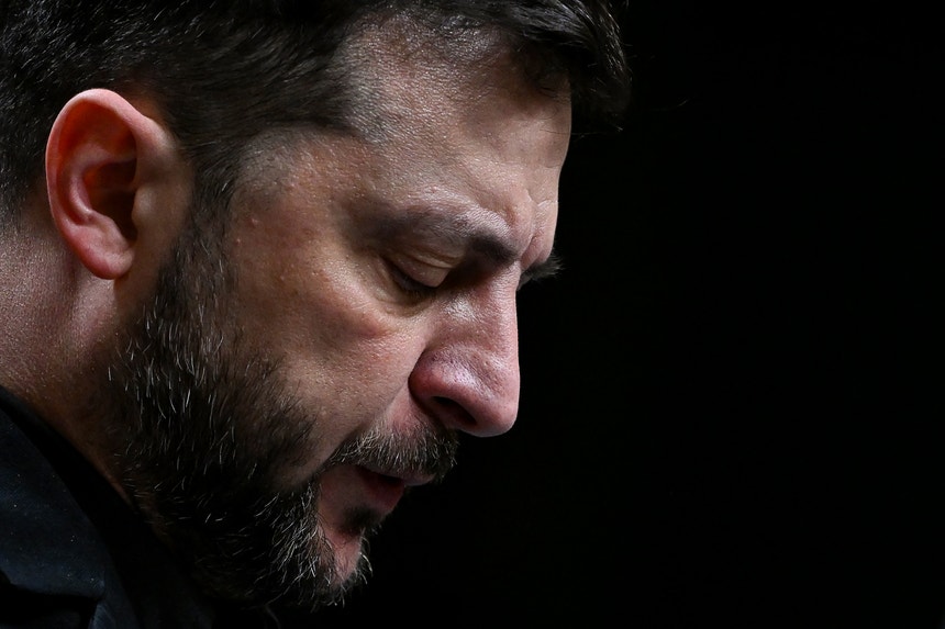 Imagem de Ucrânia sob pressão. Zelensky alerta para um 