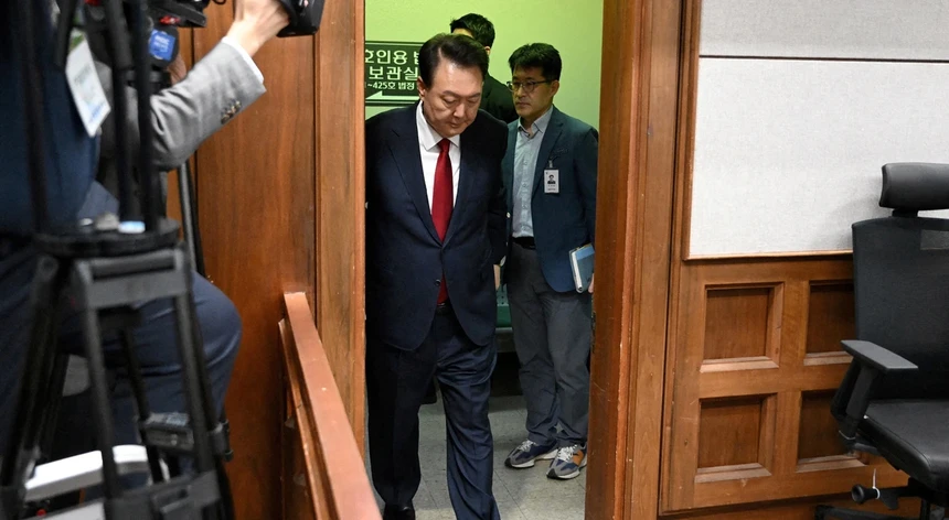 Imagem ilustrativa: Ex-líder sul-coreano condenado a 30 anos de prisão por envio de drones para Cor