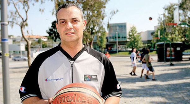 Fernando Rocha é um árbitro experiente em competições internacionais

