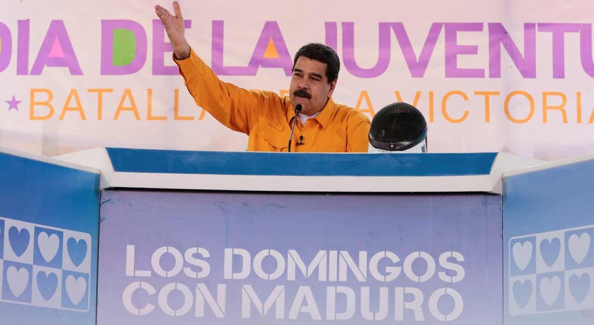 O Presidente da Venezuela, Nicolás Maduro, num dos seus discursos de domingo dia 12 de fevereiro, no qual denunciou a "guerra do pão" Foto: Reuters
