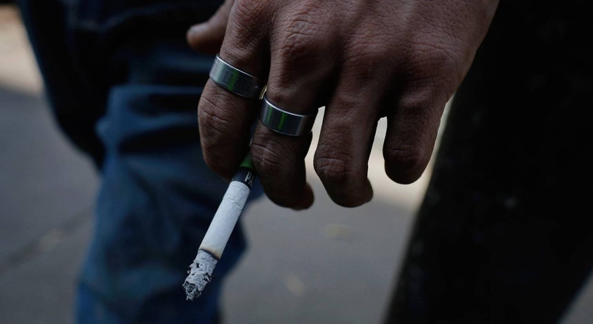 Quatro em cada dez cancros devem-se a fatores de risco e podem ser evitáveis