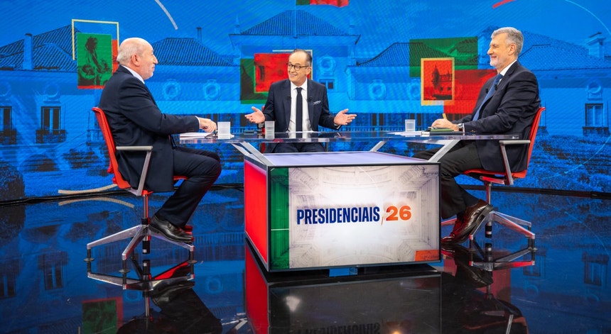 Imagem de Debate Presidenciais. António Filipe e Henrique Gouveia e Melo trocam acusações sobre situação de paz na Ucrânia