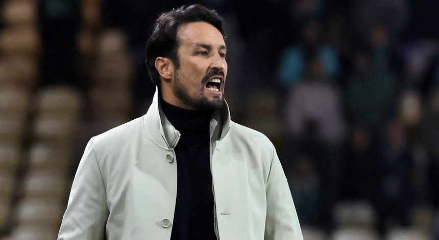 Imagem de César Peixoto promete Gil Vicente 