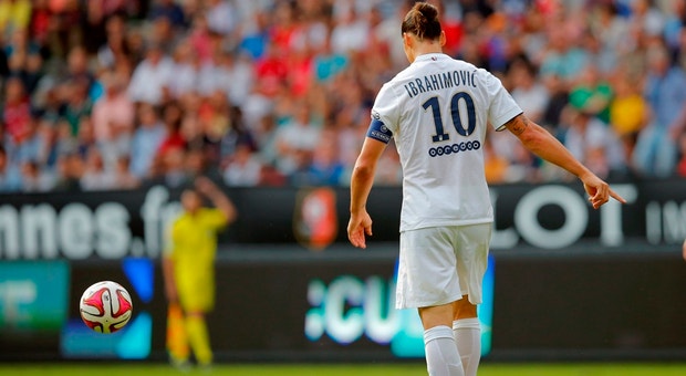 Zlatan Ibrahimovic é dos jogadores mais bem pagos do PSG
