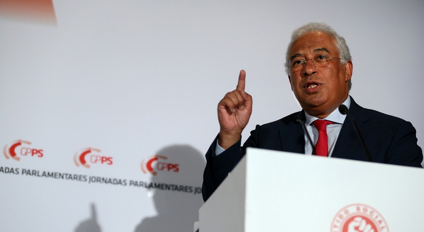 “Estamos a corrigir grandes défices acumulados nos quatro anos da anterior legislatura”, insistiu o secretário-geral dos socialistas em Viseu
