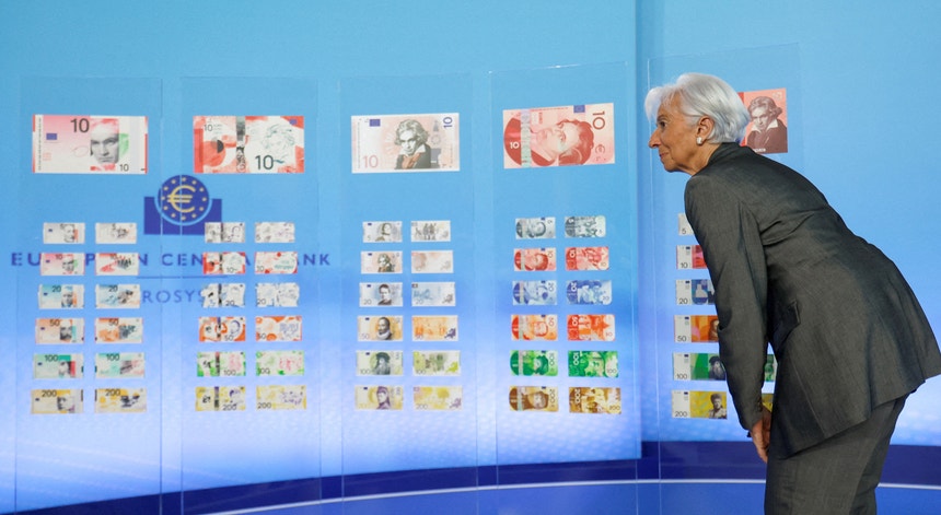 Imagem de BCE alerta que modelo de crescimento europeu está "corroído" e pede aposta na IA
