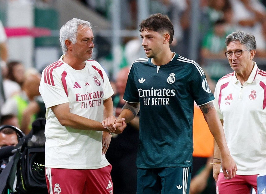 Imagem de José Mourinho afasta qualquer receção especial no regresso ao Santiago Bernabéu