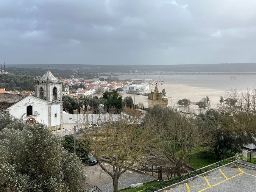 Imagem de Governo promete resposta rápida a pedidos de apoio de famílias e empresas