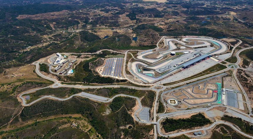 O autódromo de Portimão vai receber uma corrida do campeonato mundial de fórmula 1
