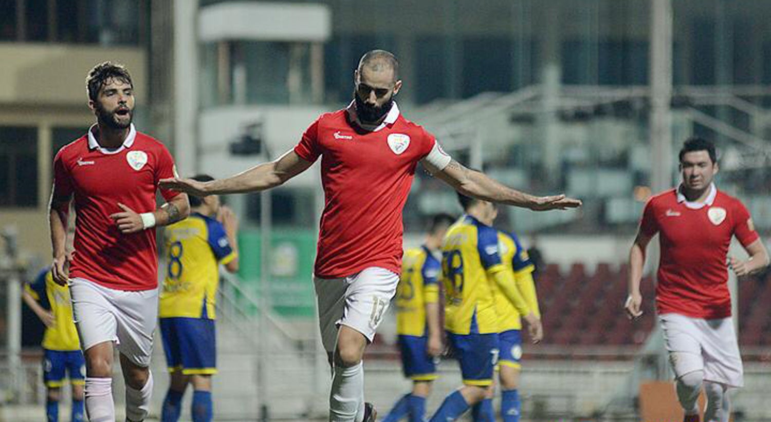 N�s L� Fora: Filipe Duarte