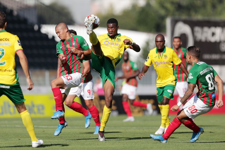 à¸à¸¥à¸à¸²à¸£à¸à¹à¸à¸«à¸²à¸£à¸¹à¸à¸ à¸²à¸à¸ªà¸³à¸«à¸£à¸±à¸ PaÃ§os de Ferreira