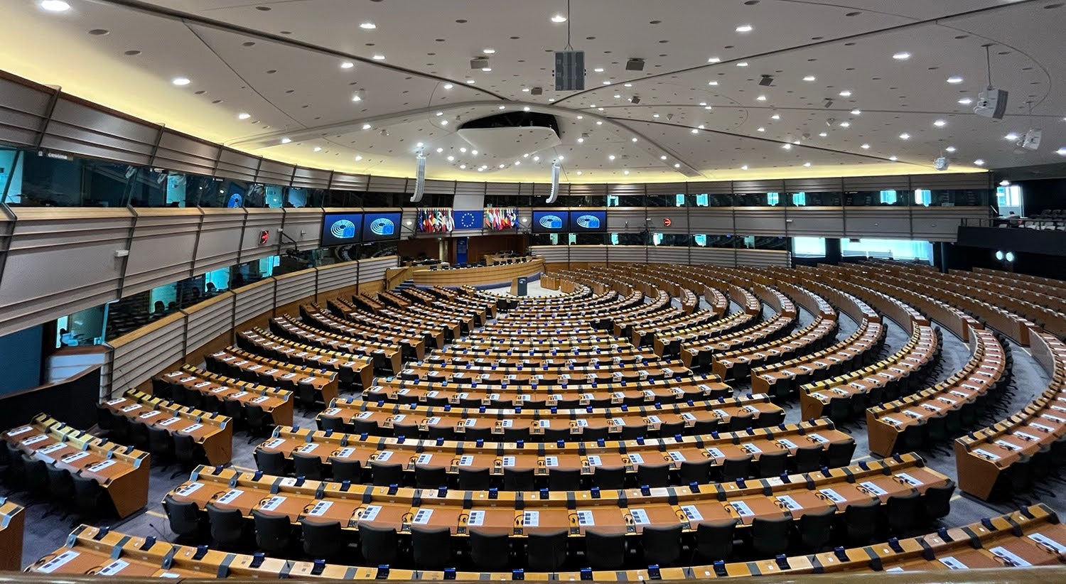 Guerra híbrida. UE discute mecanismo de resposta
