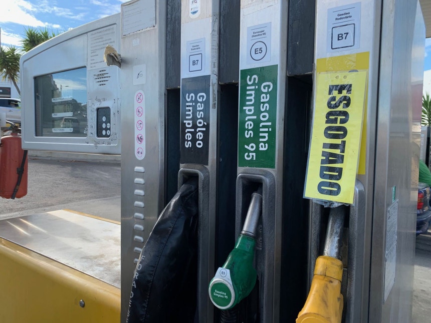 Imagem ilustrativa: Preços dos combustíveis em queda ligeira