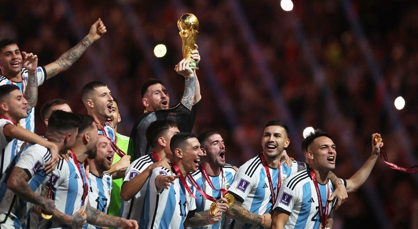 Mundial 2022. Argentina ergue a taça de campeã do mundo