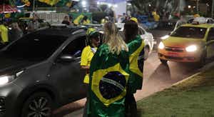 Eleições brasileiras seguem para segunda volta