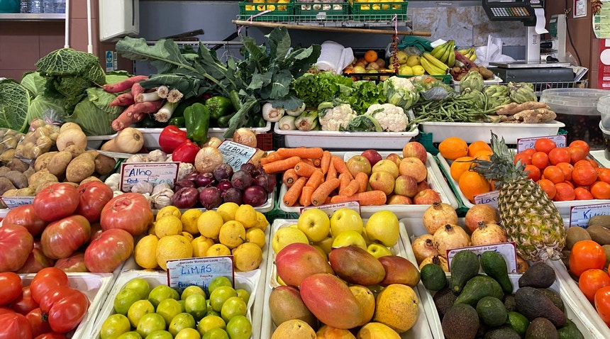 Imagem de Cabaz alimentar de produtos essenciais já supera os 255 euros
